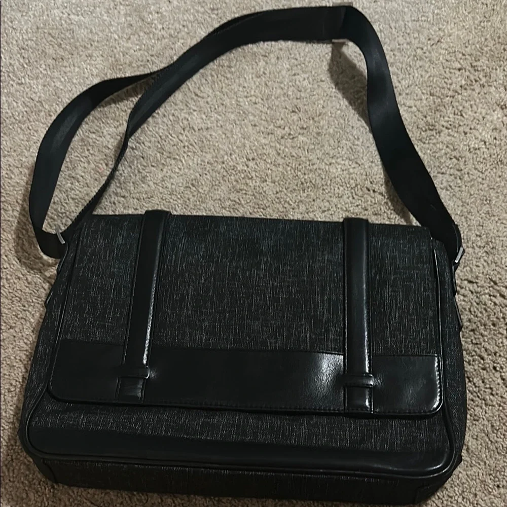 Nashville BOCONI Laptop / Travel Bag
